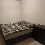 Helle 3-zimmer-wohnung Mit 6 Betten 아파트