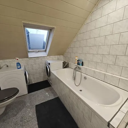 Lejlighed Helle 3-zimmer-wohnung Mit 6 Betten Krefeld